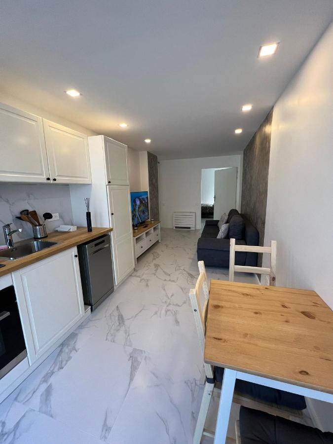 Il Punto Apartment Avranches Exterior foto